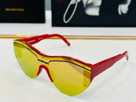 Picture of Balenciga Sunglasses _SKUfw56867780fw